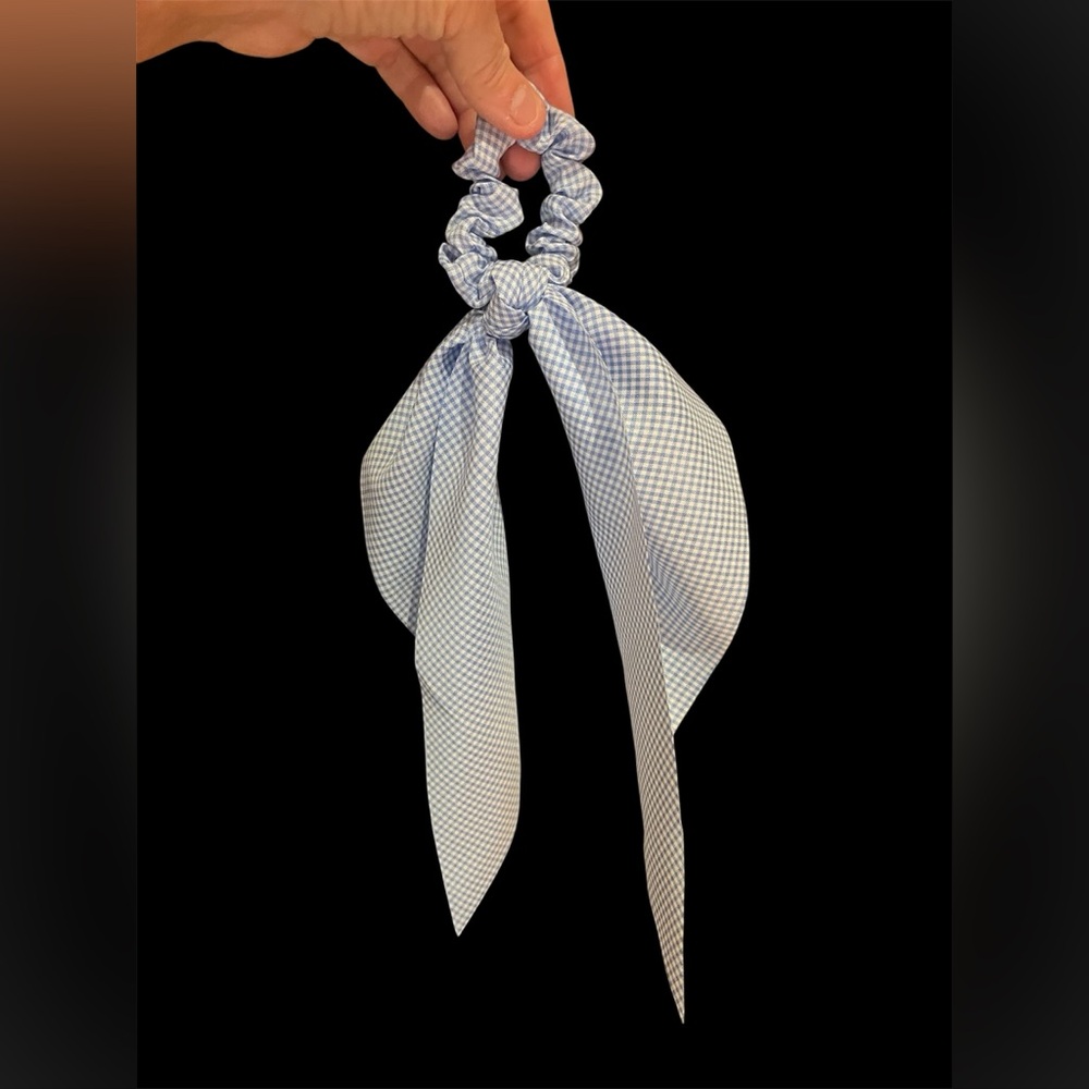 NNW Blue/White Hair Accessory